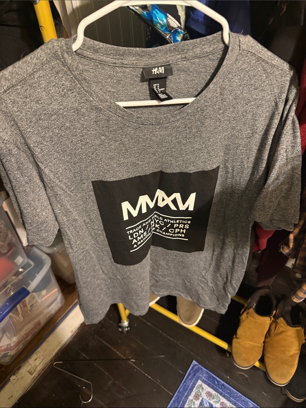 H&M Gray Graphic Short Sleeve Tee with MMXV Print
